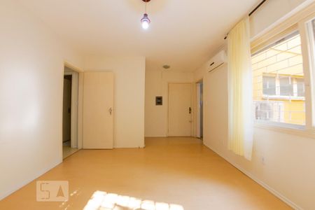 Sala de apartamento para alugar com 2 quartos, 69m² em Rio Branco, Porto Alegre