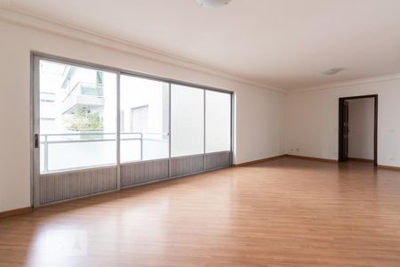 Sala de apartamento para alugar com 2 quartos, 150m² em Moema, São Paulo