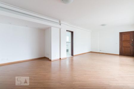 Sala de apartamento para alugar com 2 quartos, 150m² em Moema, São Paulo
