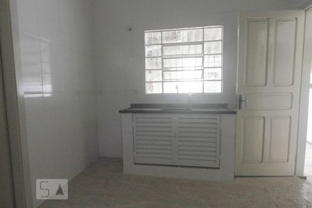 Cozinha de casa para alugar com 1 quarto, 50m² em Km 18, Osasco