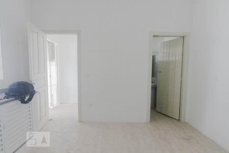 Sala de casa para alugar com 1 quarto, 50m² em Km 18, Osasco