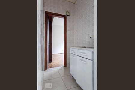 Cozinha de apartamento para alugar com 1 quarto, 50m² em Centro, Belo Horizonte