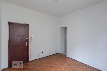 Sala de apartamento à venda com 1 quarto, 50m² em Centro, Belo Horizonte