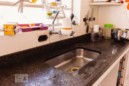 Casa à venda com 100m², 2 quartos e sem vagaCozinha Pia