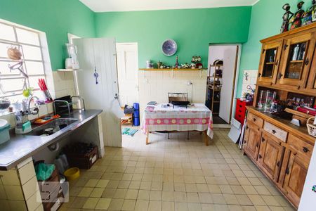 Cozinha 03 de casa à venda com 2 quartos, 100m² em Vila Ipojuca, São Paulo