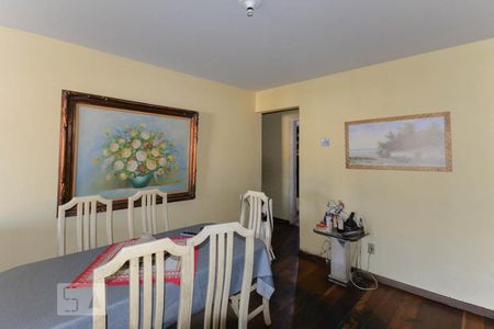 Apartamento à venda com 110m², 2 quartos e 1 vagaSala