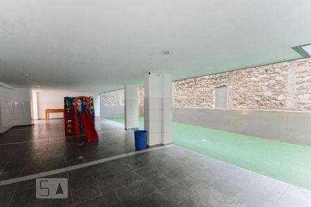 Apartamento à venda com 110m², 2 quartos e 1 vagaÁrea comum