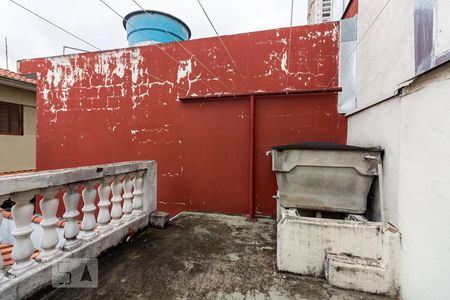 Casa à venda com 110m², 2 quartos e 1 vagaQuintal