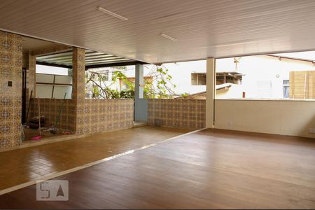 Casa à venda com 160m², 3 quartos e 1 vagaTerraço