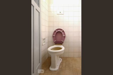 Casa à venda com 160m², 3 quartos e 1 vagaBanheiro de Serviço