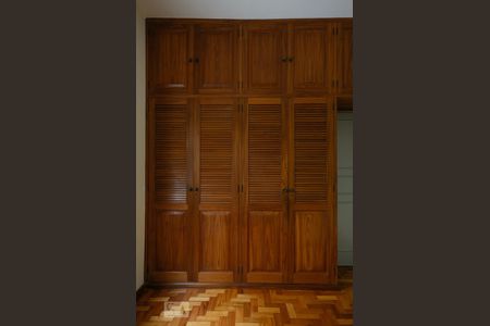 Quarto 1 - Armários de casa à venda com 3 quartos, 160m² em Tijuca, Rio de Janeiro