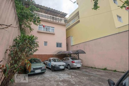 Casa à venda com 334m², 2 quartos e 6 vagasGaragem