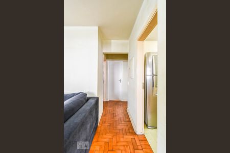 Sala - Acesso Dormitórios de apartamento à venda com 2 quartos, 65m² em Vila Anglo Brasileira, São Paulo