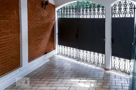 Casa à venda com 140m², 4 quartos e 1 vagaGaragem