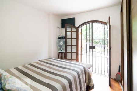 Casa à venda com 140m², 4 quartos e 1 vagaSuíte