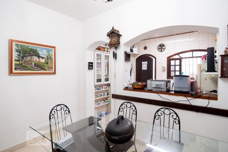 Casa à venda com 140m², 4 quartos e 1 vagaCopa