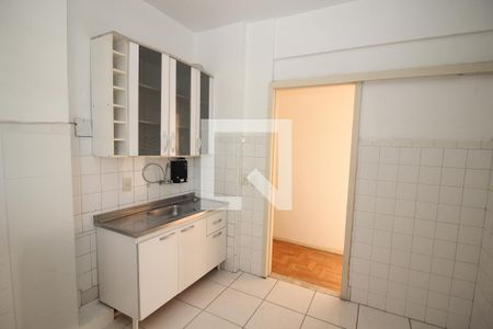 Apartamento à venda com 76m², 2 quartos e sem vagaCozinha