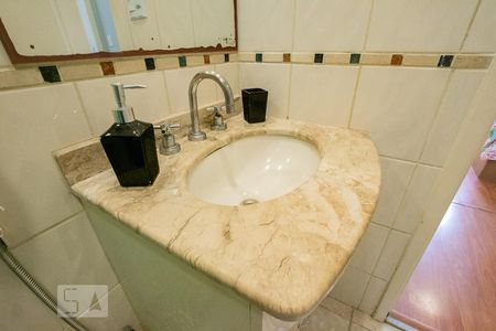 Apartamento à venda com 90m², 3 quartos e 1 vagaBanheiro - Torneira