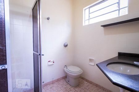 Casa para alugar com 60m², 1 quarto e sem vaga Casa para alugar com 60m², 1 quarto e sem vagaBanheiro