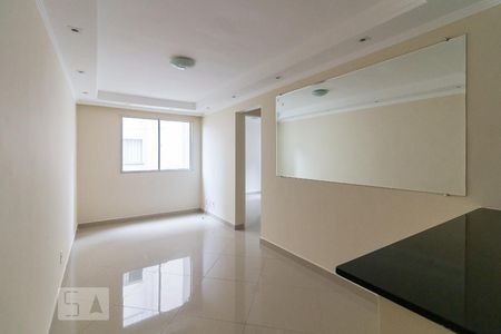 Sala de apartamento para alugar com 2 quartos, 44m² em Jardim Adriana, Guarulhos