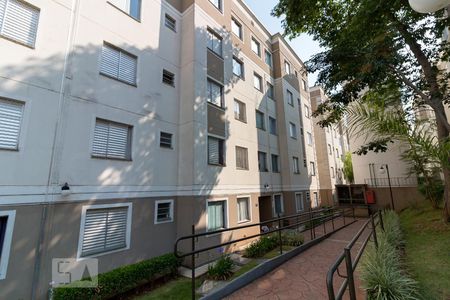 Apartamento para alugar com 44m², 2 quartos e 1 vagaFacahda do bloco