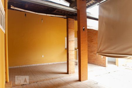 Casa para alugar com 150m², 3 quartos e 2 vagas