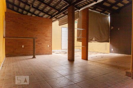 Casa para alugar com 150m², 3 quartos e 2 vagas