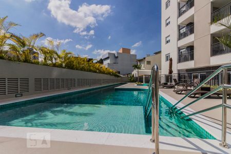 Apartamento à venda com 77m², 3 quartos e 2 vagas Apartamento à venda com 77m², 3 quartos e 2 vagasPiscina