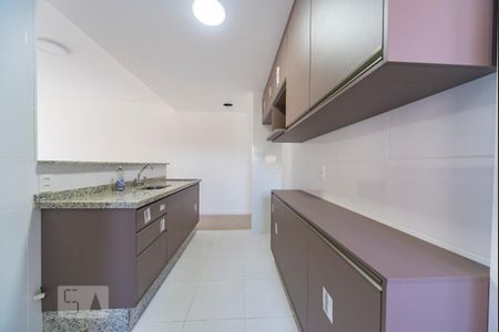 Apartamento à venda com 77m², 3 quartos e 2 vagas Apartamento à venda com 77m², 3 quartos e 2 vagasCozinha