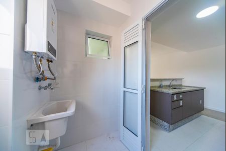 Apartamento à venda com 77m², 3 quartos e 2 vagas Apartamento à venda com 77m², 3 quartos e 2 vagasÁrea de Serviço