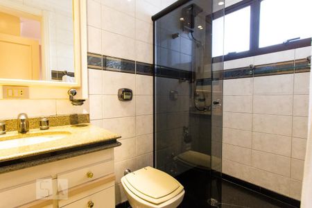 Apartamento à venda com 171m², 3 quartos e 3 vagasBanheiro da Suíte 2