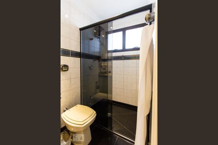 Apartamento à venda com 171m², 3 quartos e 3 vagasBanheiro da Suíte 2