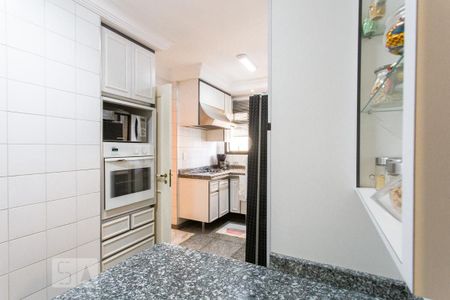 Apartamento à venda com 171m², 3 quartos e 3 vagasCozinha