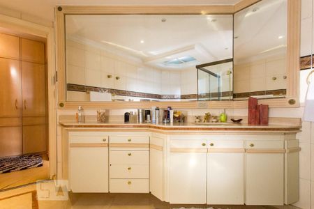 Apartamento à venda com 171m², 3 quartos e 3 vagasBanheiro da Suíte 3