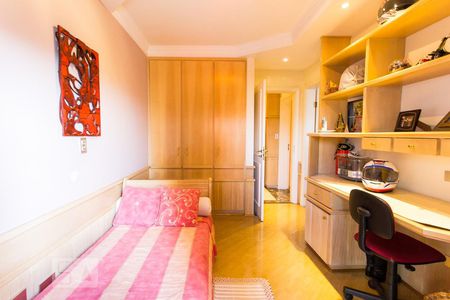 Apartamento à venda com 171m², 3 quartos e 3 vagasSuíte 2