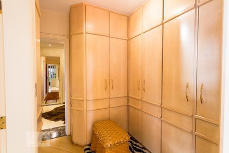 Apartamento à venda com 171m², 3 quartos e 3 vagasSuíte 3