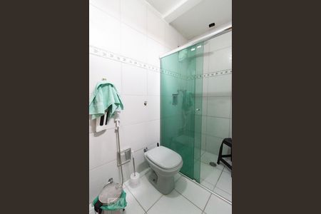 Casa à venda com 140m², 4 quartos e 2 vagasBanheiro