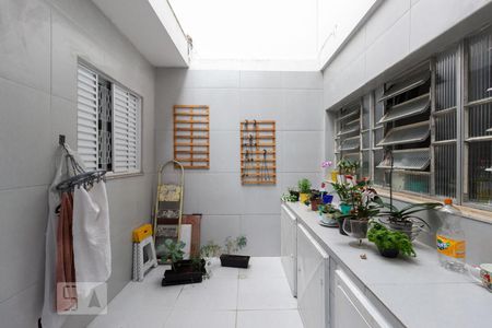 Casa à venda com 140m², 4 quartos e 2 vagasÁrea de Serviço