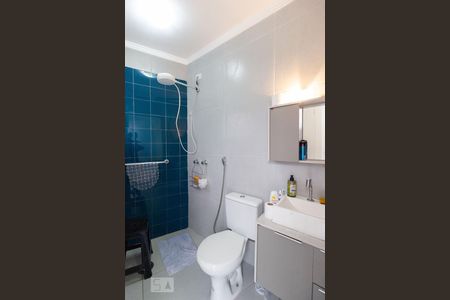 Casa à venda com 140m², 4 quartos e 2 vagasBanheiro