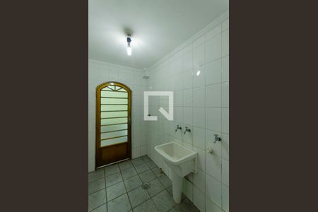 Casa à venda com 220m², 3 quartos e 5 vagas Casa à venda com 220m², 3 quartos e 5 vagasÁrea de Serviço