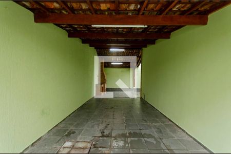 Casa à venda com 220m², 3 quartos e 5 vagas Casa à venda com 220m², 3 quartos e 5 vagasGaragem