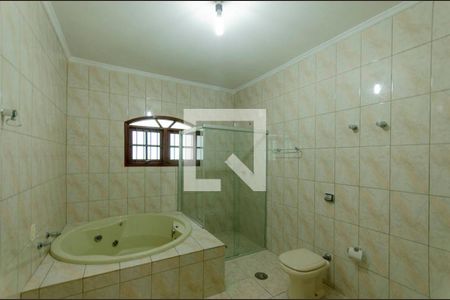 Casa à venda com 220m², 3 quartos e 5 vagas Casa à venda com 220m², 3 quartos e 5 vagasBanheiro Suíte