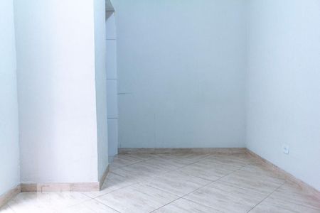 Casa à venda com 192m², 4 quartos e 8 vagasSuíte 2