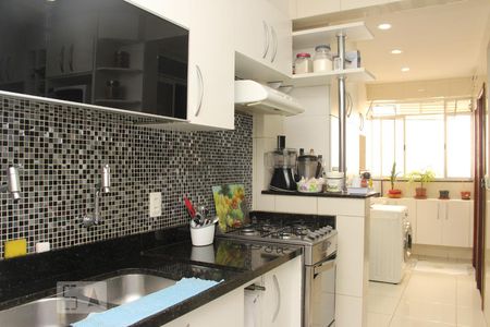 Apartamento à venda com 150m², 3 quartos e 1 vagacozinha