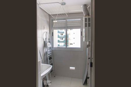 Apartamento para alugar com 80m², 2 quartos e 1 vagaÁrea de Serviço
