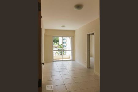 Sala de apartamento para alugar com 2 quartos, 80m² em Itacorubi, Florianópolis