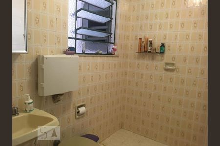 Banheiro de apartamento à venda com 2 quartos, 50m² em Glória, Rio de Janeiro