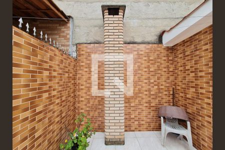 Casa à venda com 227m², 3 quartos e 2 vagas Casa à venda com 227m², 3 quartos e 2 vagasVaranda da Area de Serviço