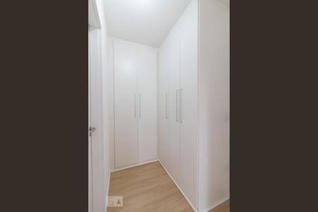 Apartamento para alugar com 68m², 2 quartos e 1 vagaQuarto 2 suíte - armários