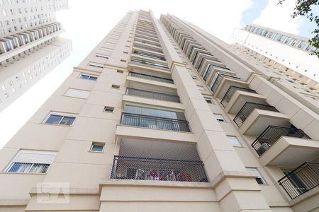 Apartamento para alugar com 68m², 2 quartos e 1 vagaFachada do bloco